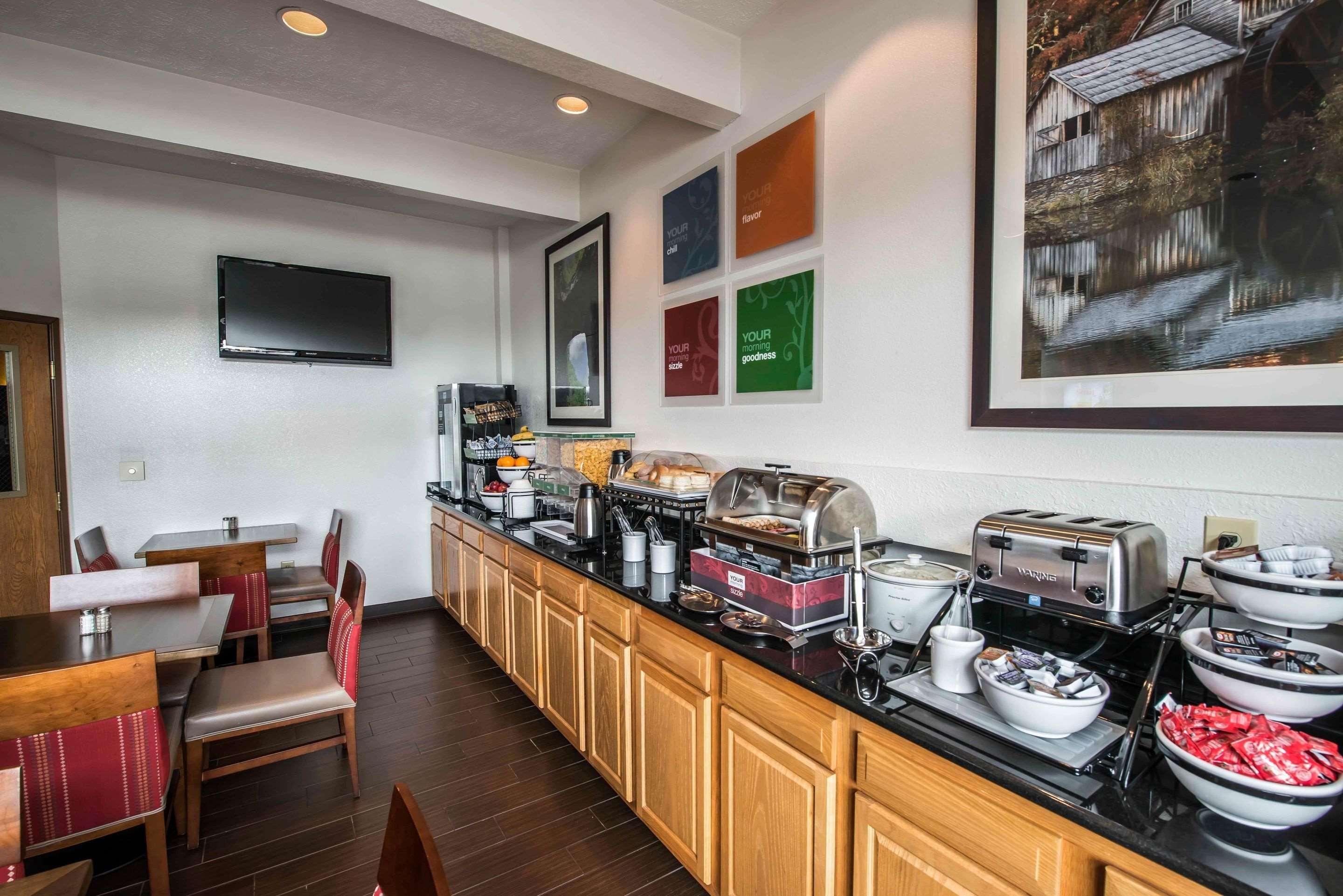 Comfort Inn Atkins-Marion I-81 Экстерьер фото